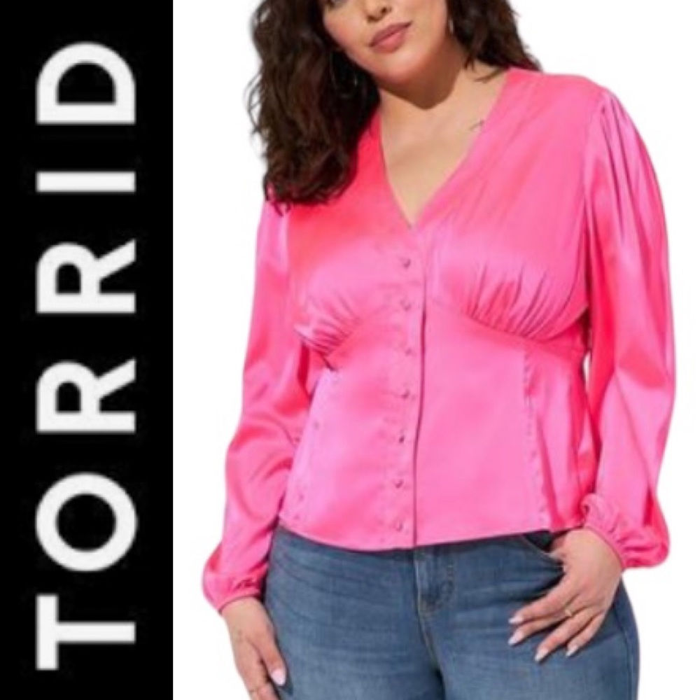 “Torrid” hot pink satin button front top- 2X